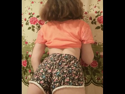 ❤️ مثير فاتنة الشباب تجريد من شورت لها على الكاميرا اللعين